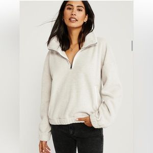 Abercrombie & Fitch Fleece Half-Zip Sweatshirt in Cream Size XS